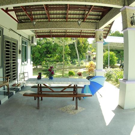 Twin Castle Homestay Kuala Pilah Ngoại thất bức ảnh
