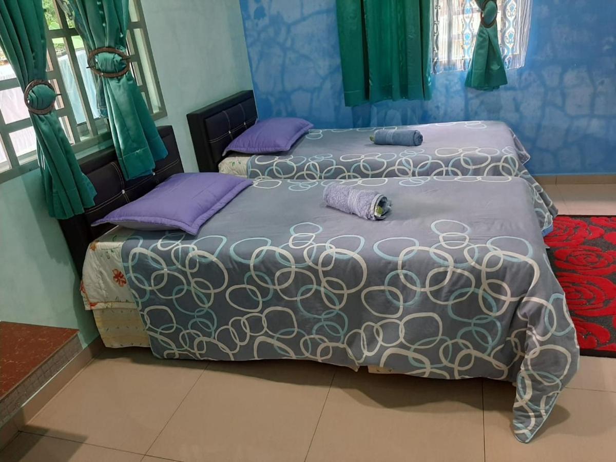 Twin Castle Homestay Kuala Pilah Ngoại thất bức ảnh