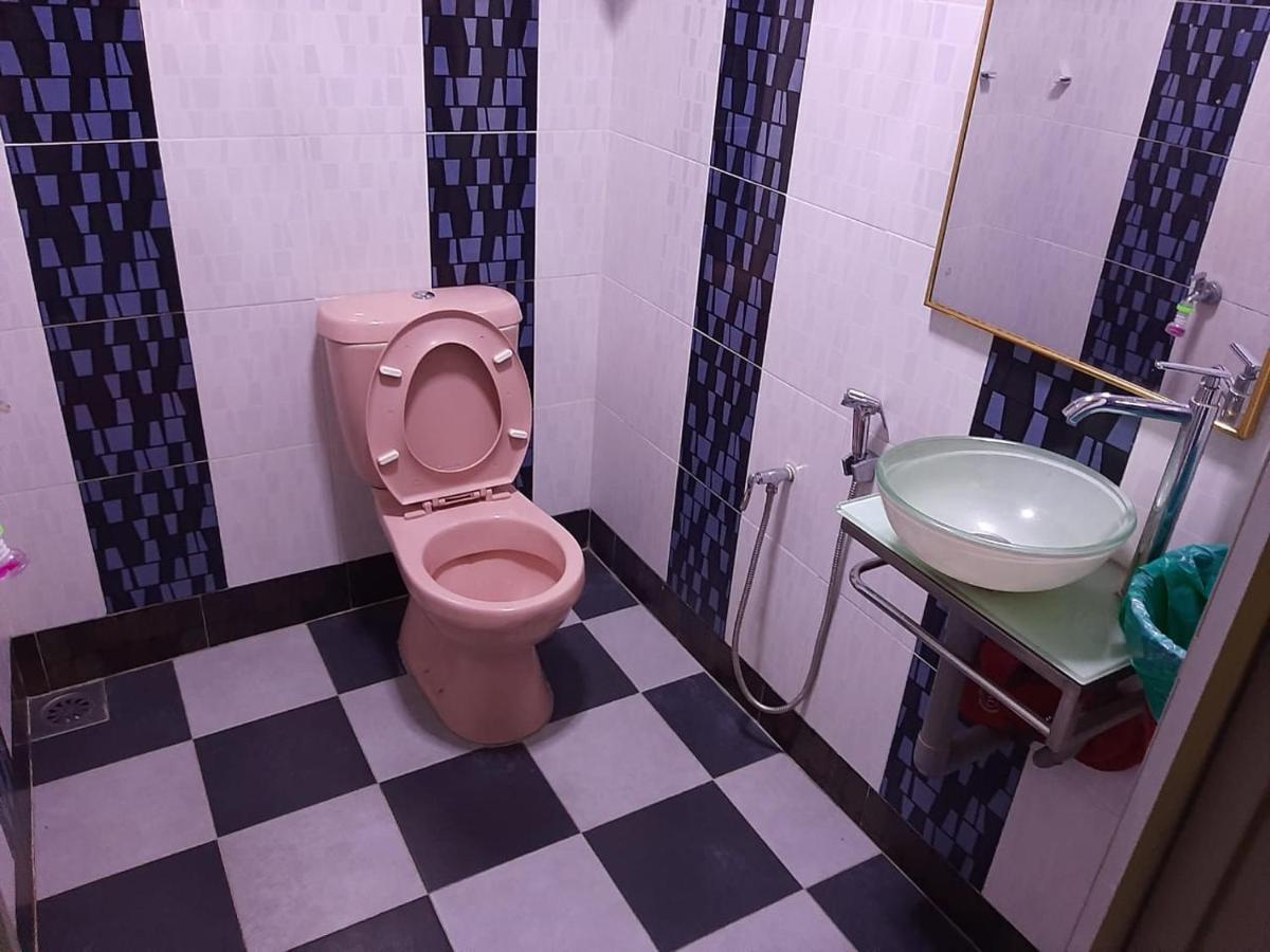 Twin Castle Homestay Kuala Pilah Ngoại thất bức ảnh