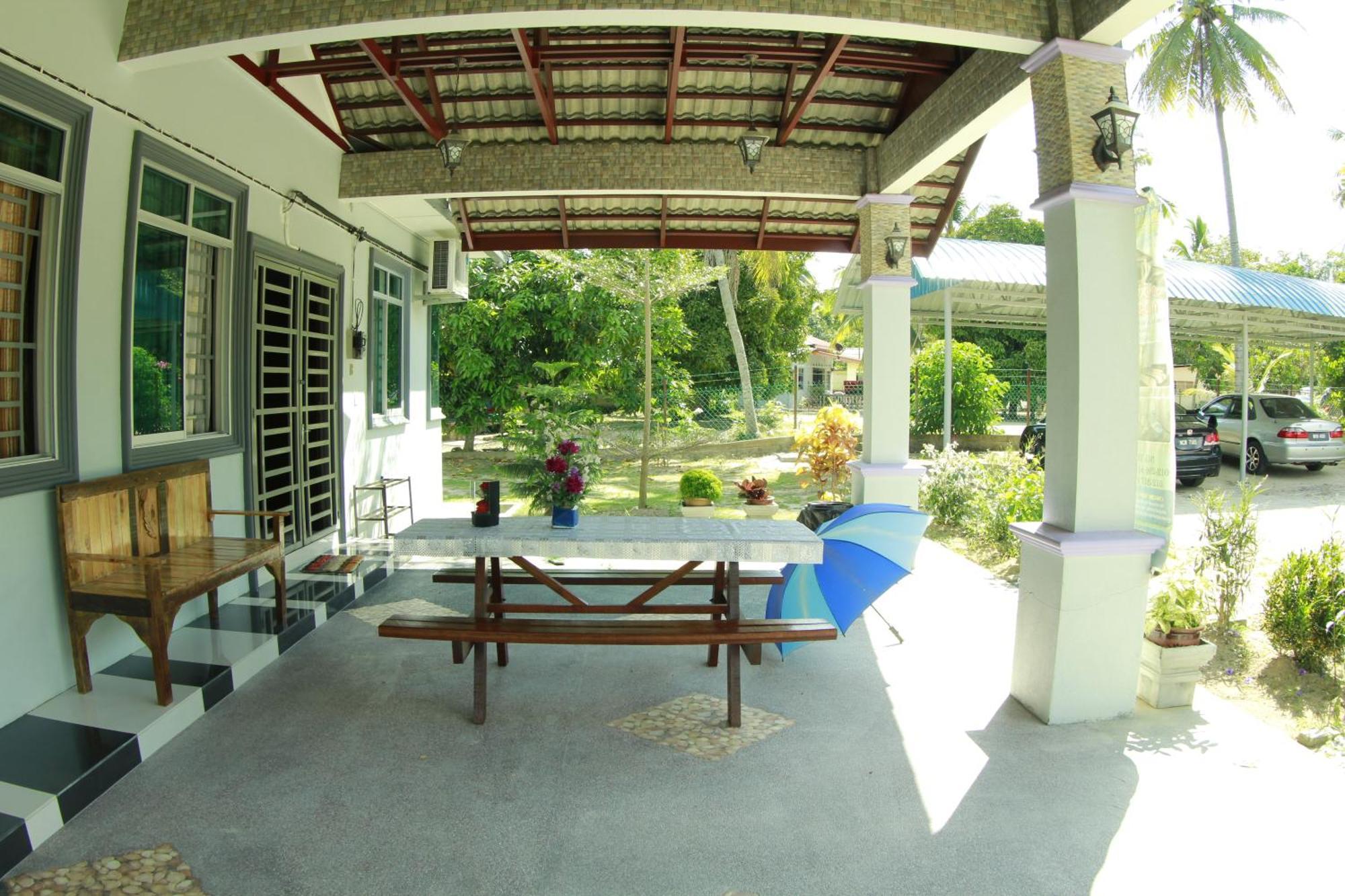 Twin Castle Homestay Kuala Pilah Ngoại thất bức ảnh