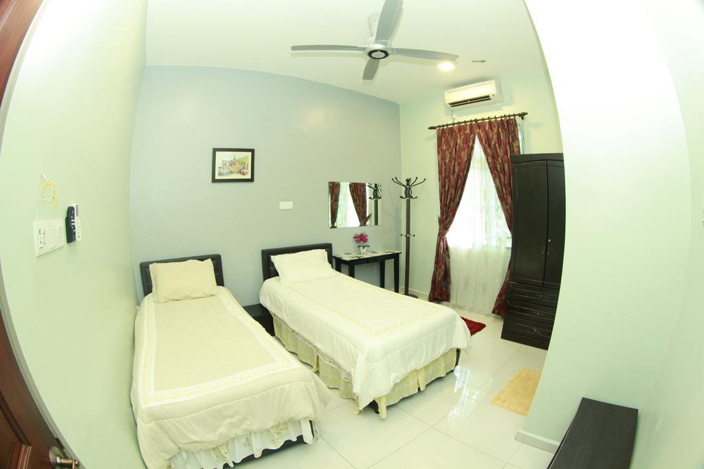 Twin Castle Homestay Kuala Pilah Ngoại thất bức ảnh